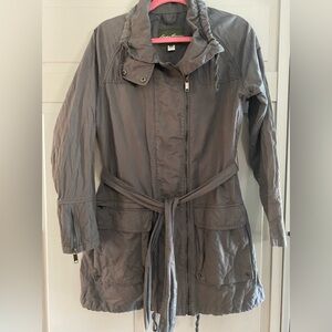 Women’s Eddie Bauer cargo utility jacket with belt